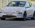 Teste de desempenho do Tesla Model Y 2026 em Nürburgring. (Fonte da imagem: Carscoops)