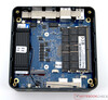 GMKtec NucBox M6 Ultra com a parte superior desmontada