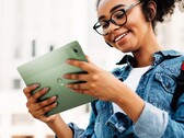 O tablet Moto Pad 60 Neo, de preço acessível, supostamente oferece uma tela de 90 Hz e uma caneta stylus na caixa (Fonte da imagem: Motorola)