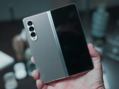 O Galaxy Z Fold4 é um dos dois principais smartphones que a Samsung anunciará no próximo mês. (Fonte da imagem: Onur Binay)
