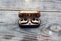 Em revisão: Jabees Firefly Vintage TWS Earbuds.