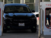 A Tesla está filmando um anúncio sobre a interoperabilidade do Supercharger (imagem: Hemmati/X)