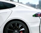 Uma porta de carregamento da Tesla (Fonte da imagem: Tesla)
