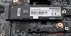 SSD com 1 TB de espaço de armazenamento