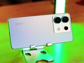 O Redmi Note 13 Pro+ 5G combina uma câmera principal de 200 MP com uma câmera ultra grande angular de 8 MP. (Imagem: Notebookcheck)