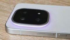 Review do Vivo iQOO 15. (Fonte da imagem: Marcus Herbrich)