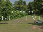 O primeiro anúncio da Tesla é intitulado 'Drive to Believe' (imagem: Tesla Asia/Twitter)