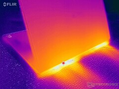 O XPS 16 redesenhado é menor, mais silencioso e mais portátil, aparentemente às custas de temperaturas de funcionamento mais quentes em geral