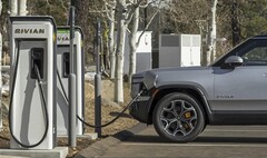 O R1S da Rivian é um SUV de tamanho normal que compartilha uma plataforma com a picape elétrica R1T. (Fonte da imagem: Rivian)