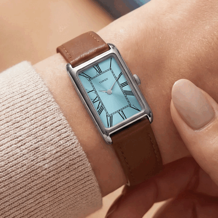 O relógio Timex 1976 Lexington Reissue Inspired TW2Y78900 vem com uma pulseira de couro marrom