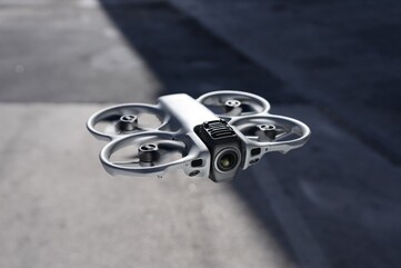 O DJI Avata 360 tem uma proteção de hélice integrada