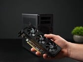 O Mini PC Minisforum MS-02 Ultra pode acomodar GPUs de perfil baixo.
