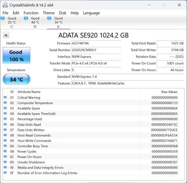 O ADATA SE920 funciona com PCIe 4.0 x4