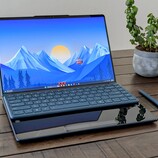 Análise do conversível Lenovo Yoga Book 9 14IAH10: O dobro da tela sem o dobro do peso
