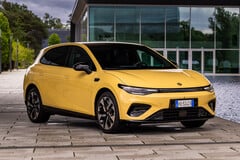 O novo Leapmotor B05 pretende se destacar como uma alternativa acessível no segmento de carros elétricos compactos, mas ainda enfrenta dificuldades com recursos de software imaturos neste momento de lançamento