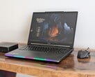 Análise do laptop MSI Raider 16 Max HX: Mais rápido que o Titan 18 HX