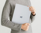 A versão para o consumidor do Surface Laptop 6 pode superar o seu irmão "para empresas", na última foto. (Fonte da imagem: Microsoft)