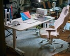 Mesa com altura ajustável e acessórios práticos: Esslinger VexelLine em um teste prático