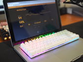 Eis como é um MacBook Pro com um teclado mecânico