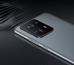 O Mix 4 foi um dos primeiros carros-chefe do mercado a apresentar uma câmera sob o display. (Fonte da imagem: Xiaomi)
