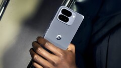 Grosso, mas com algumas atualizações específicas, como confirma agora uma folha de especificações oficial do Google. O Pixel 10 Pro Fold. (Fonte da imagem: Evan Blass)
