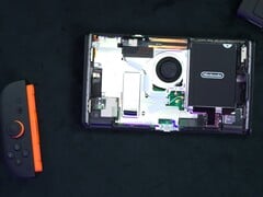 O Nintendo Switch 2 revisado não possui uma bateria colada.