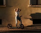 O SWAN Folding Electric Scooter tem rodas maiores de 16 polegadas. (Fonte da imagem: SWAN)