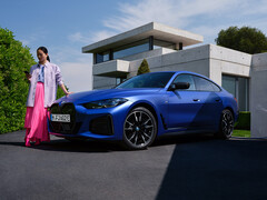 A BMW iniciou a produção da BMW i4 2022, que também está disponível na configuração mais rápida da BMW i4 M50 (Imagem: BMW)