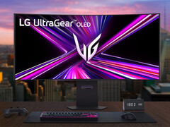 O UltraGear OLED 45GX900A é o terceiro monitor GX9 de 45 polegadas que a LG lançou este ano. (Fonte da imagem: LG)