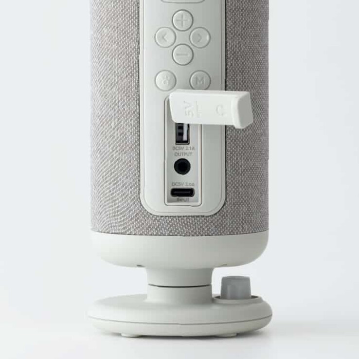 O Crankspeaker pode carregar smartphones por meio de sua porta USB-A. (Fonte da imagem: Rhythm)