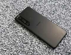 O Xperia 1 III foi anunciado junto com o Xperia 10 III. (Fonte: Laptopmag)