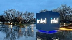 A SoftBank não buscará um assento no conselho da Intel. (Fonte da imagem: Intel)