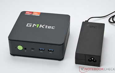 GMKtec NucBox M6 Ultra com fonte de alimentação (19 V; 6,32 A)