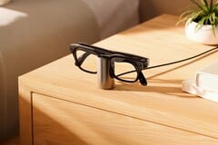 O suporte de recarga para os óculos Meta funciona muito bem como carregador de mesa ou de cabeceira.