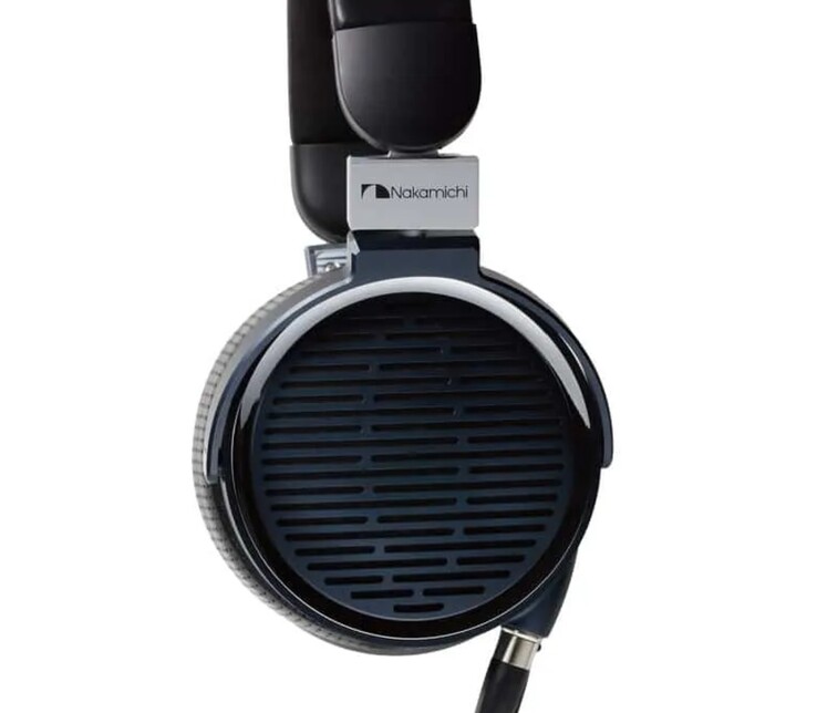 O Nakamichi Elite Pro P800JP usa um design open-back para um amplo palco sonoro estéreo.