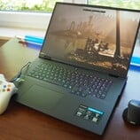 Análise do laptop Medion Erazer Beast 18 X1: Como é o desempenho da RTX 5080 no gigante dos jogos?
