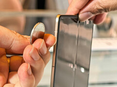 O Honor Magic V5 enfrentará o Galaxy Z Fold7 e o X Fold5 neste verão, bem como o Oppo Find N5. (Fonte da imagem: Weibo)