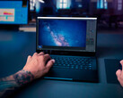 Os laptops Razer podem ficar mais caros no próximo ano. (Fonte de imagem: Razer)