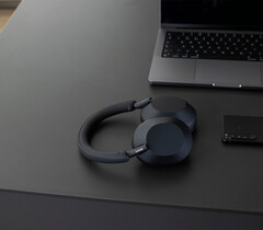 A nova geração de fones de ouvido WH-1000X para varejo por US$50 a mais do que o WH-1000XM4. (Fonte de imagem: Sony)