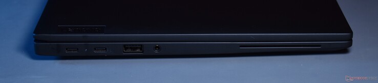 esquerda: 2x Thunderbolt 4, USB A 3.2 Gen 1, áudio de 3,5 mm, slot para cartão inteligente