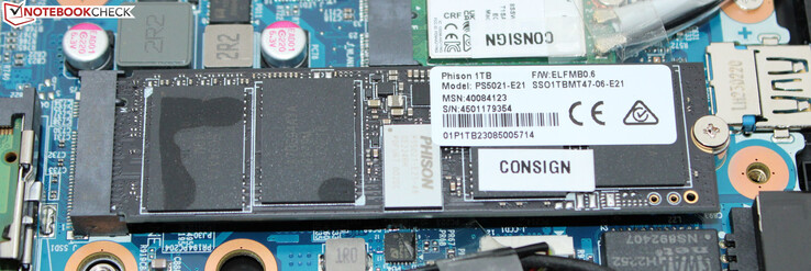 Um SSD PCIe 4 funciona como a unidade do sistema.