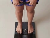 O BodyFit possui uma alça com eletrodos integrados