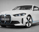 Um pequeno número de BMW i4 e iX EVs estão sendo chamados de volta para baterias defeituosas. (Fonte de imagem: BMW)
