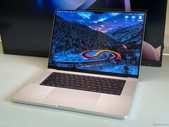 Apple MacBook Pro 16 M5 Max