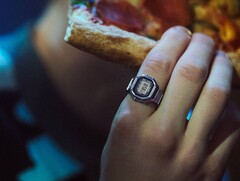O relógio digital de anel da Casio será lançado &quot;em breve&quot; no Reino Unido e em Cingapura. (Fonte da imagem: Casio)