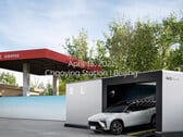 A parceria NIO-Sinopec combina trocas de baterias e carregamento EV em postos de gasolina (imagem: NIO/YouTube)