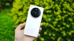 O sucessor do Oppo Find X8 Ultra está pronto para ser lançado globalmente. O Oppo Find X9 Ultra competirá com o Xiaomi 17 Ultra e o Vivo X300 Ultra também na Europa. (Fonte da imagem: Digital Chat Station)