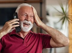 A Kyocera oferece aos compradores dos robustos telefones flip DuraXA Equip e DuraVX Extreme+ o pacote de presente Digital Detox. (Fonte da imagem: Kyocera)