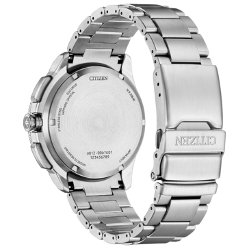 A pulseira de aço inoxidável e o fundo de caixa gravado do Eco-Drive.