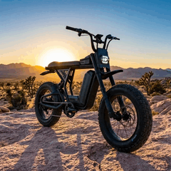 O Ride1Up Revv1 Evo possui uma bateria de estado semi-sólido de 1 kWh 